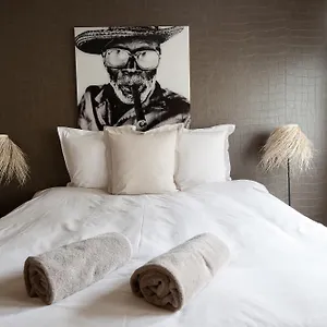 Smartflats - Manneken Pis , Brüksel Belçika