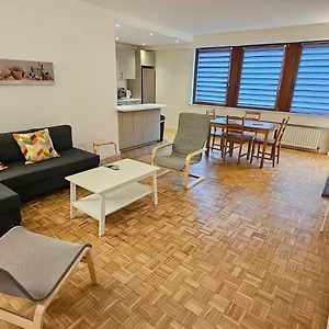 Chez Esmara Et Philippe , Brüksel Belçika